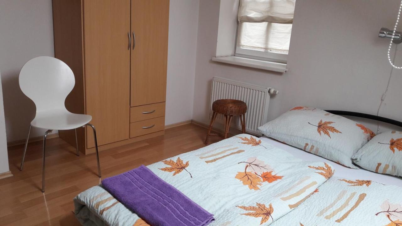 Ubytovaci Zarizeni Lovosice Eksteriør billede